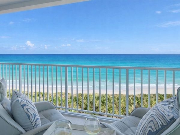 8810 S Sea Oaks Way, Unit 406, Vero Beach, FL 32963