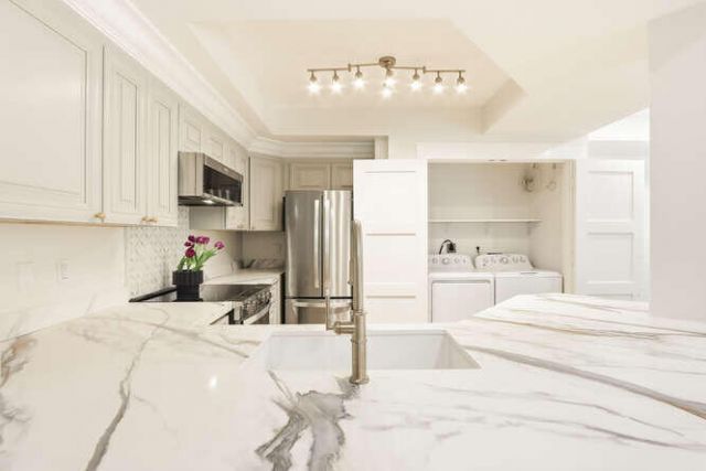 720 S Sapodilla Avenue, Unit 304, West Palm Beach, FL 33401 Photo