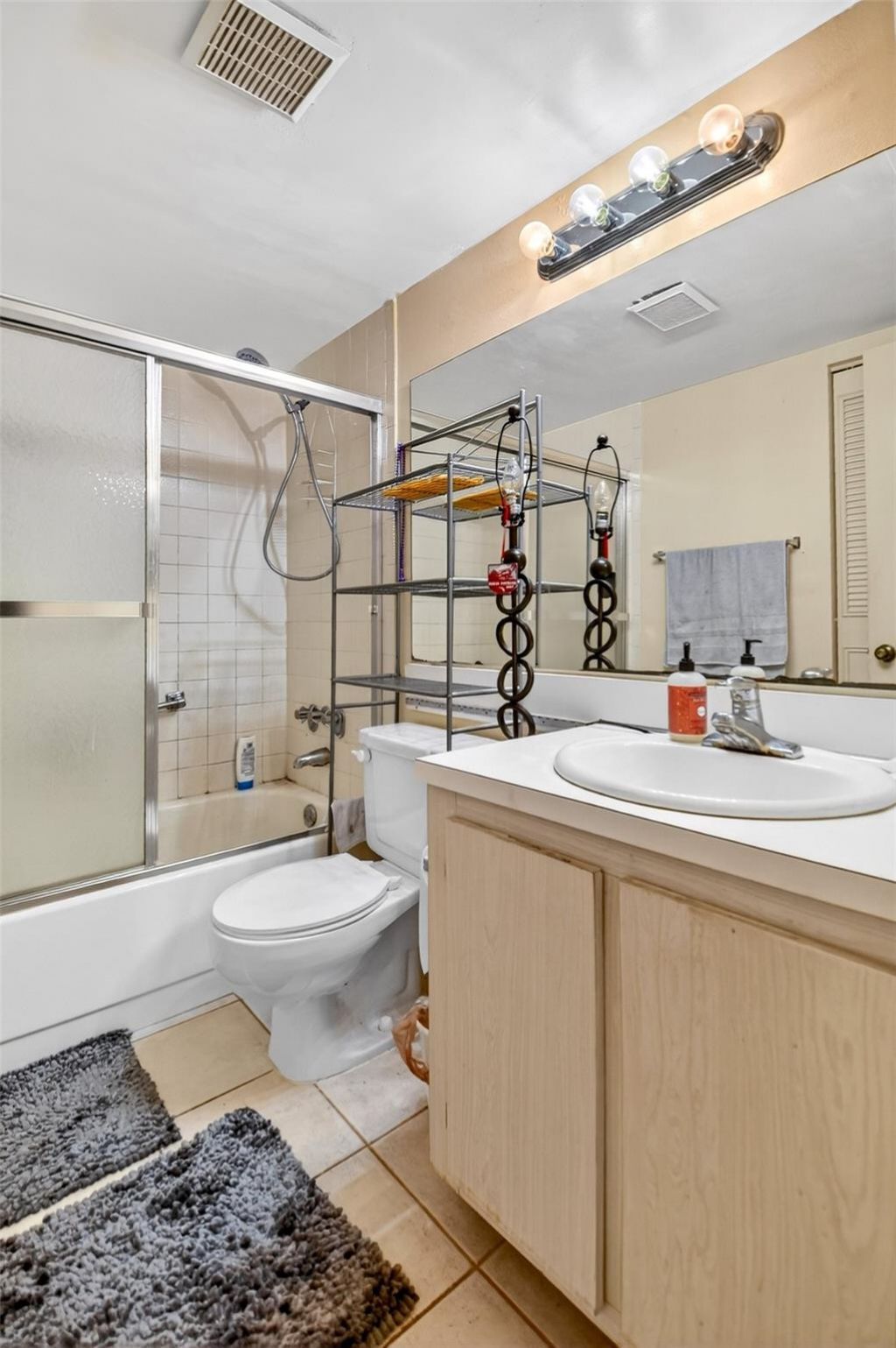 310 Knotty Pine Circle, Unit c1, Greenacres, FL 33463 Photo
