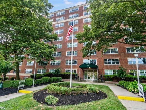 926 Bloomfield Ave, Glen Ridge, NJ 07028