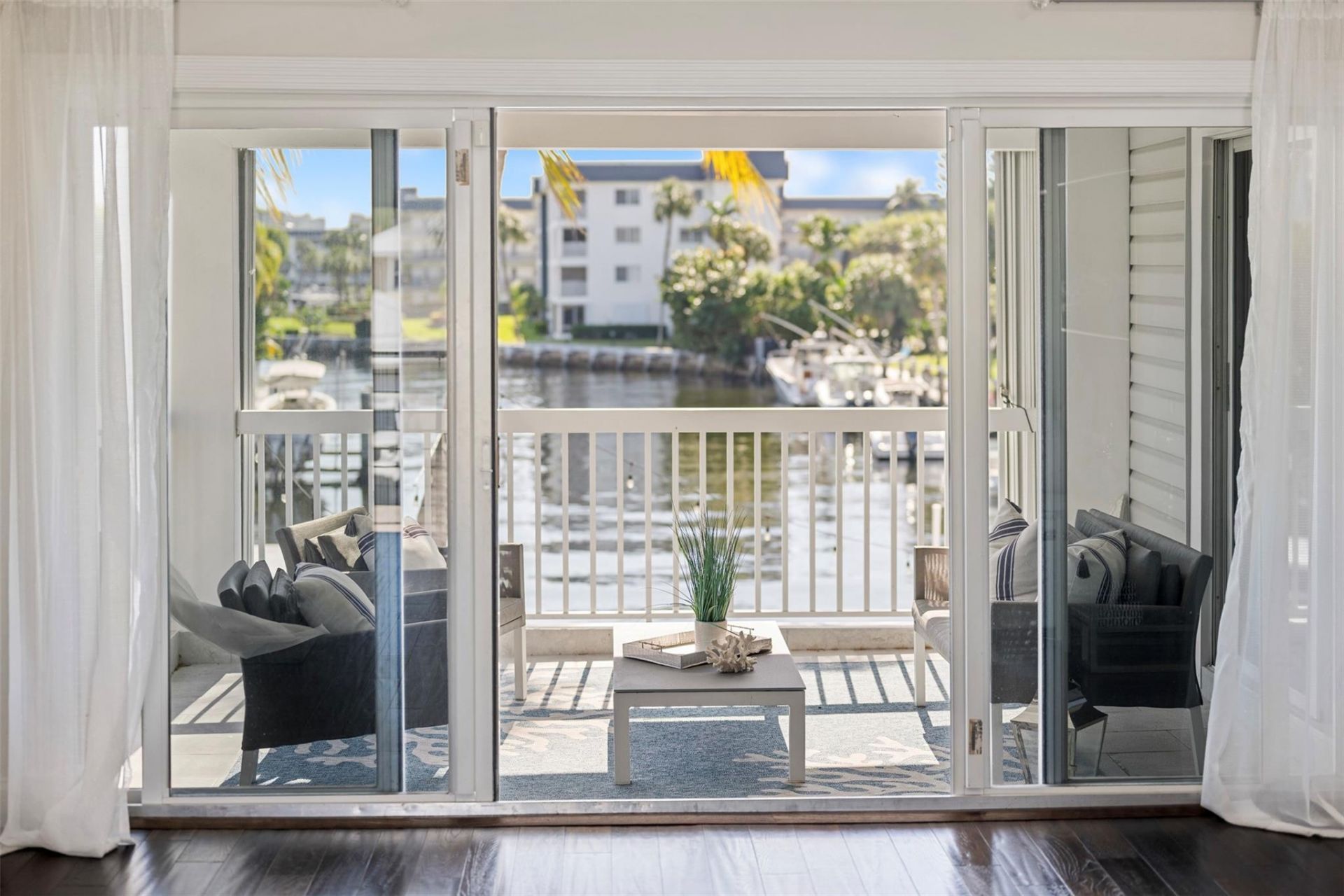 910 Jasmine Dr, Delray Beach, FL 33483 Photo