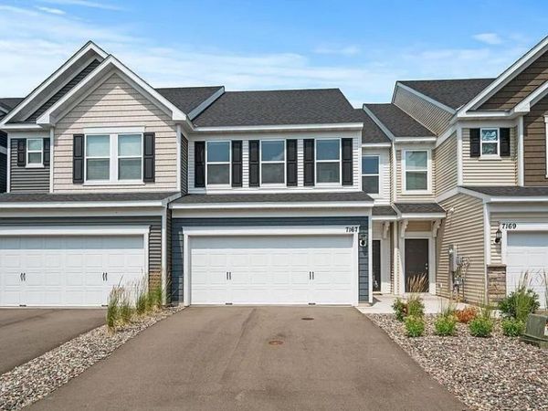 7167 Walnut Grove Way N, Maple Grove, MN 55311