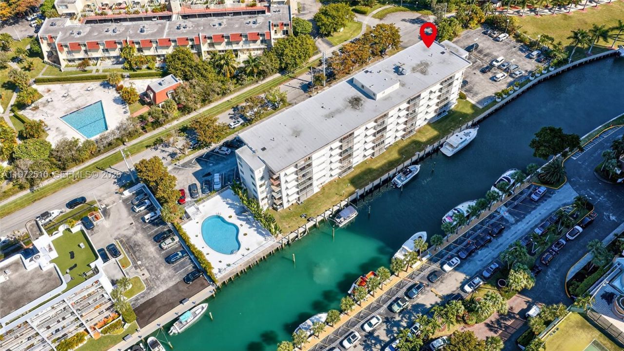 1750 NE 115th St, Unit 601, Miami, FL 33181 Photo