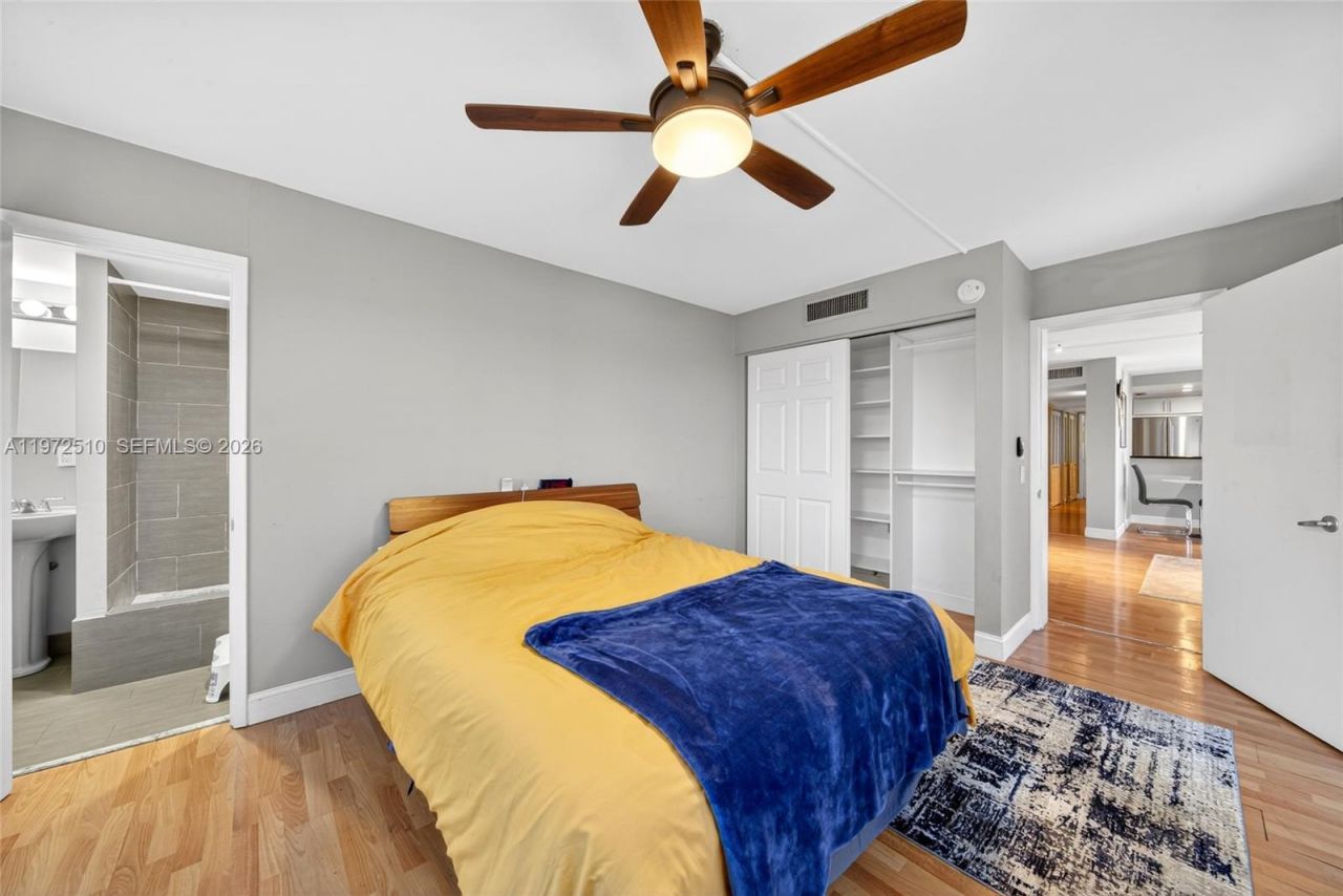 1750 NE 115th St, Unit 601, Miami, FL 33181 Photo