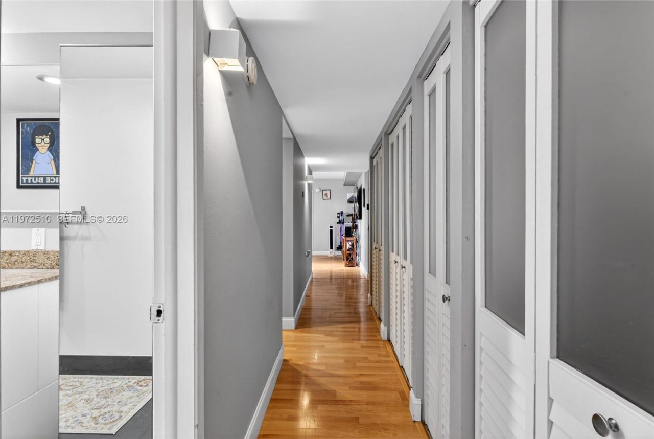 1750 NE 115th St, Unit 601, Miami, FL 33181 Photo