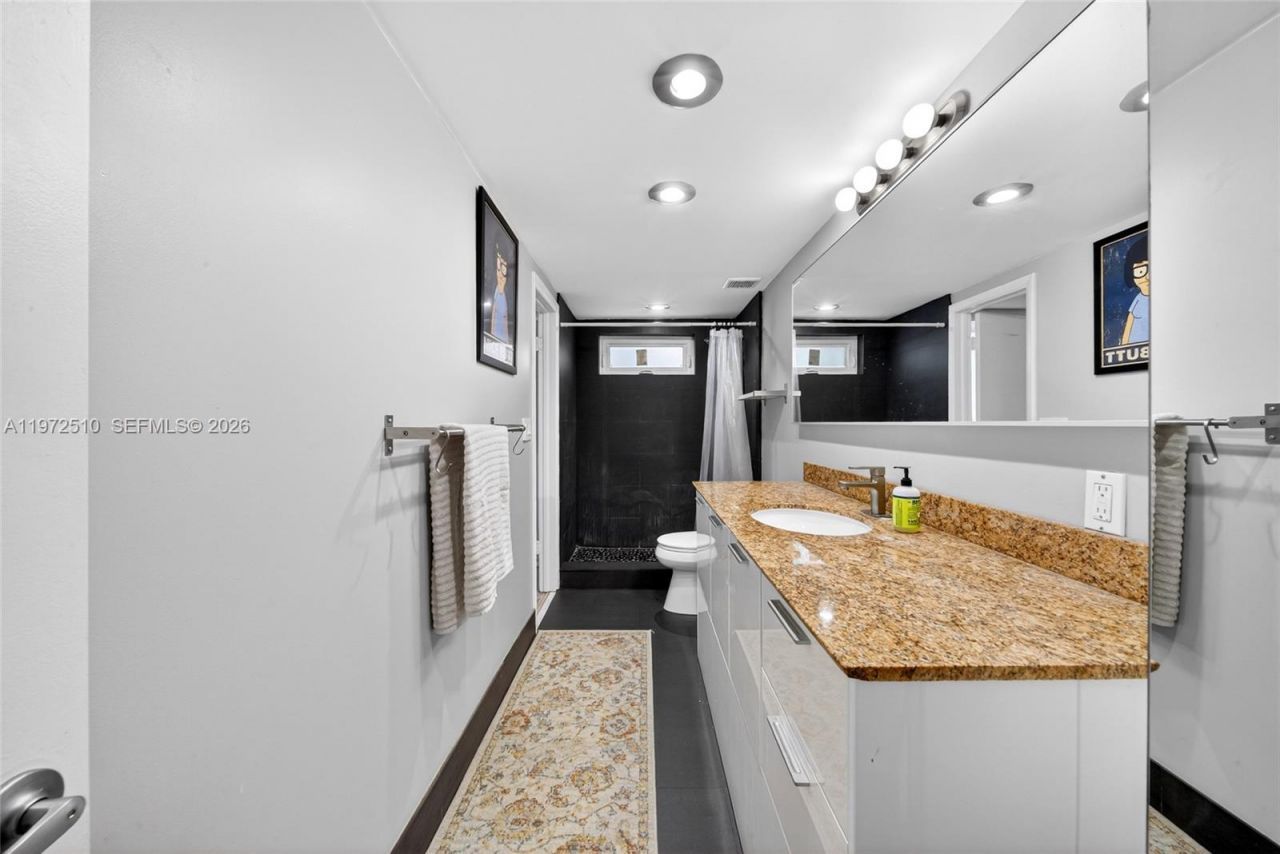 1750 NE 115th St, Unit 601, Miami, FL 33181 Photo