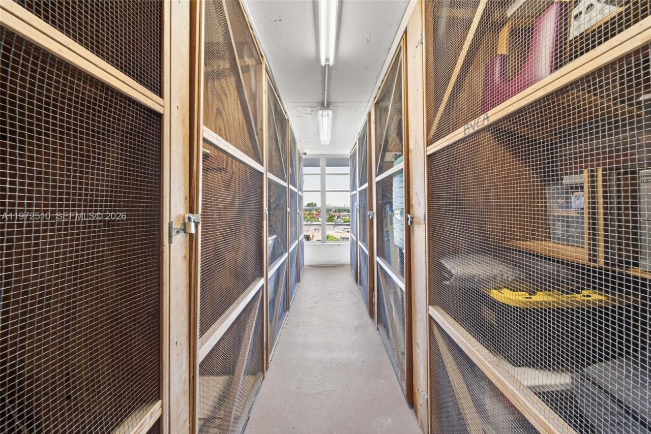 1750 NE 115th St, Unit 601, Miami, FL 33181 Photo