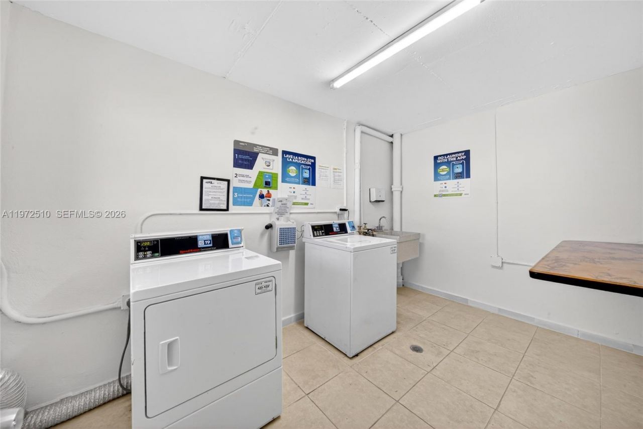 1750 NE 115th St, Unit 601, Miami, FL 33181 Photo