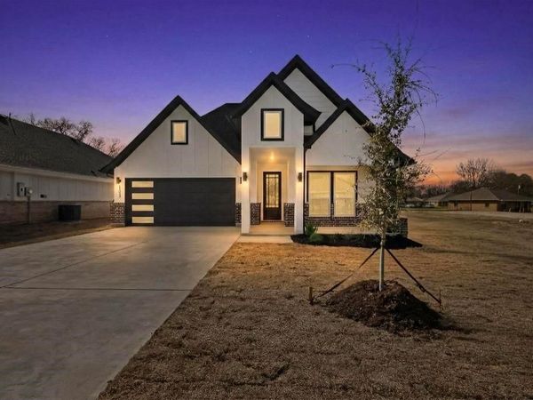 103 Boone Street, Edgewood, TX 75117