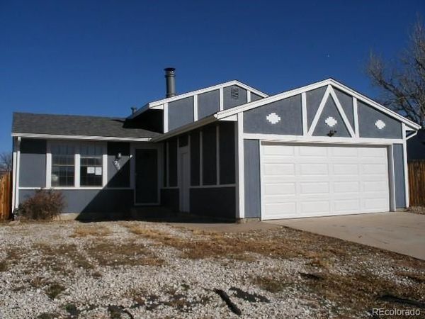 2315 Newcastle Drive , Pueblo, CO 81008