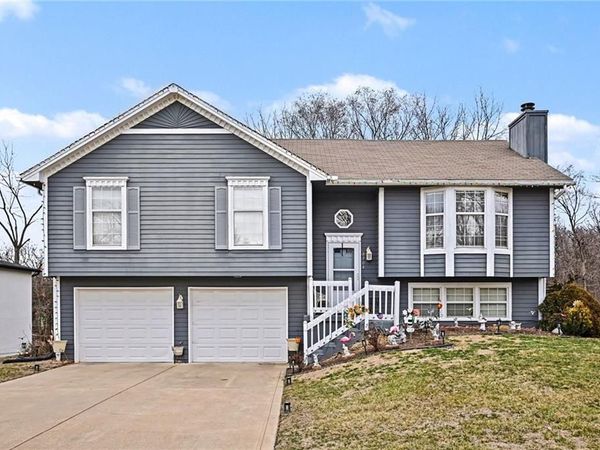 8704 Cleveland Avenue, Kansas City, KS 66109