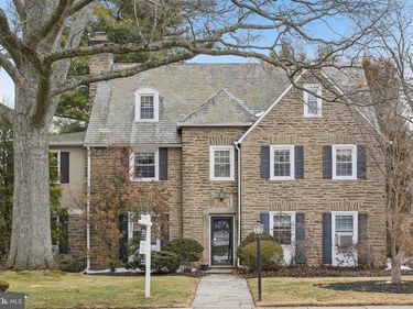 411 LODGES LANE , ELKINS PARK, PA 19027