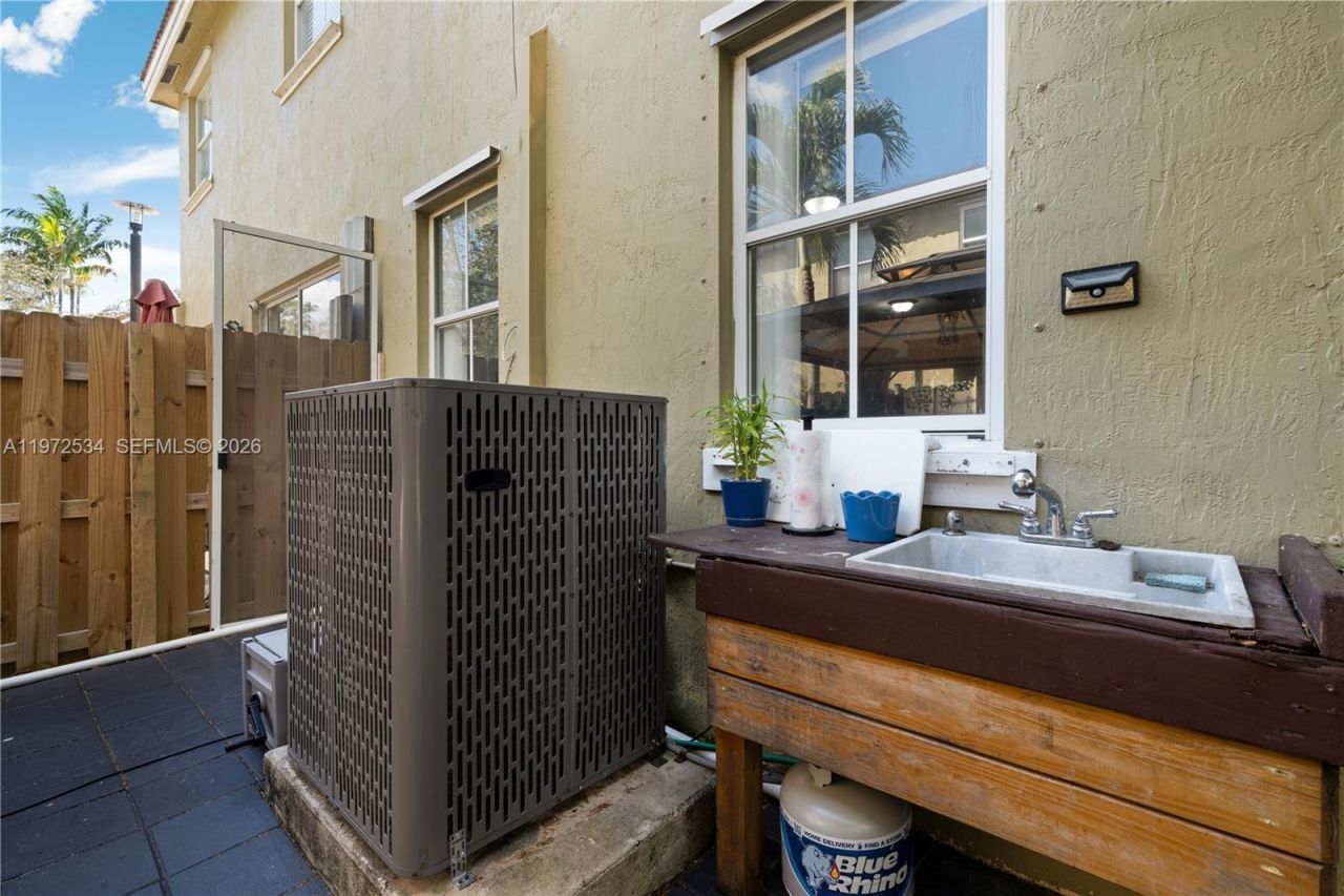 1449 SE 24th Rd , Homestead, FL 33035 Photo