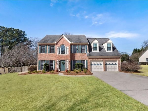 6650 Curvet Court, Cumming, GA 30040