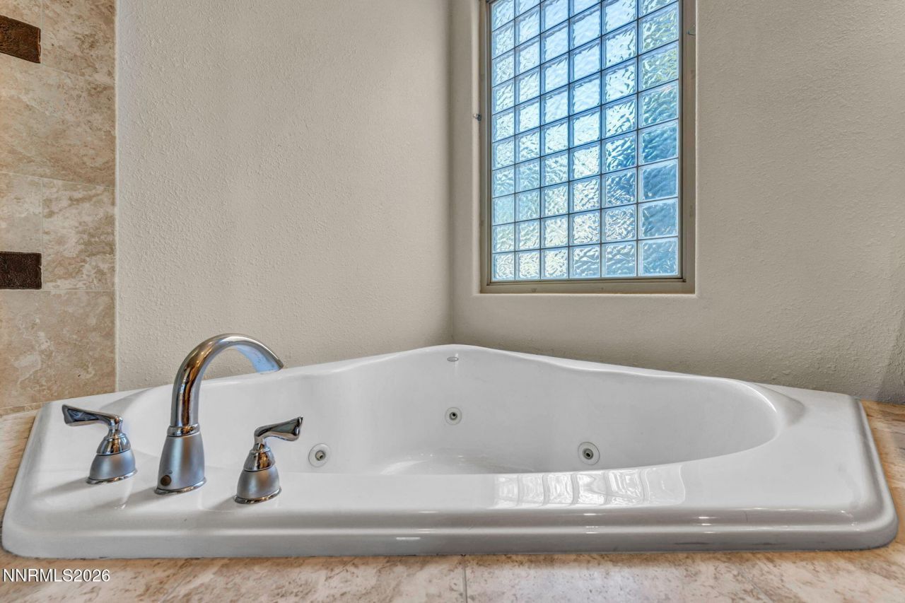 9900 Wilbur May Parkway, Unit APT 2801, Reno, NV 89521 Photo