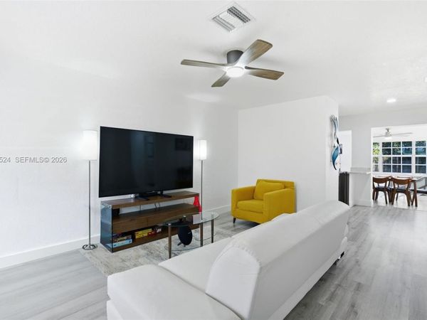 3221 NW 12th Pl, Lauderhill, FL 33311