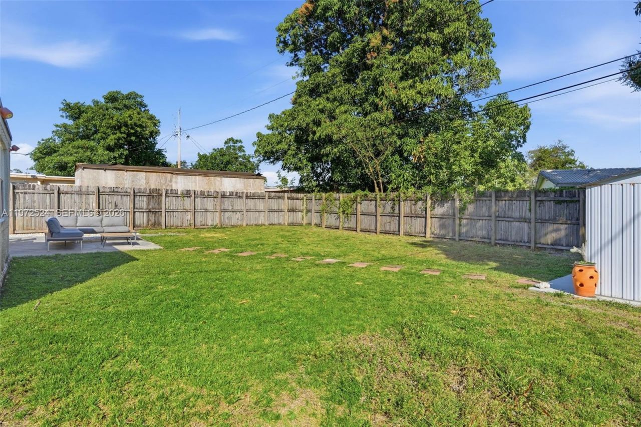 3221 NW 12th Pl, Lauderhill, FL 33311 Photo