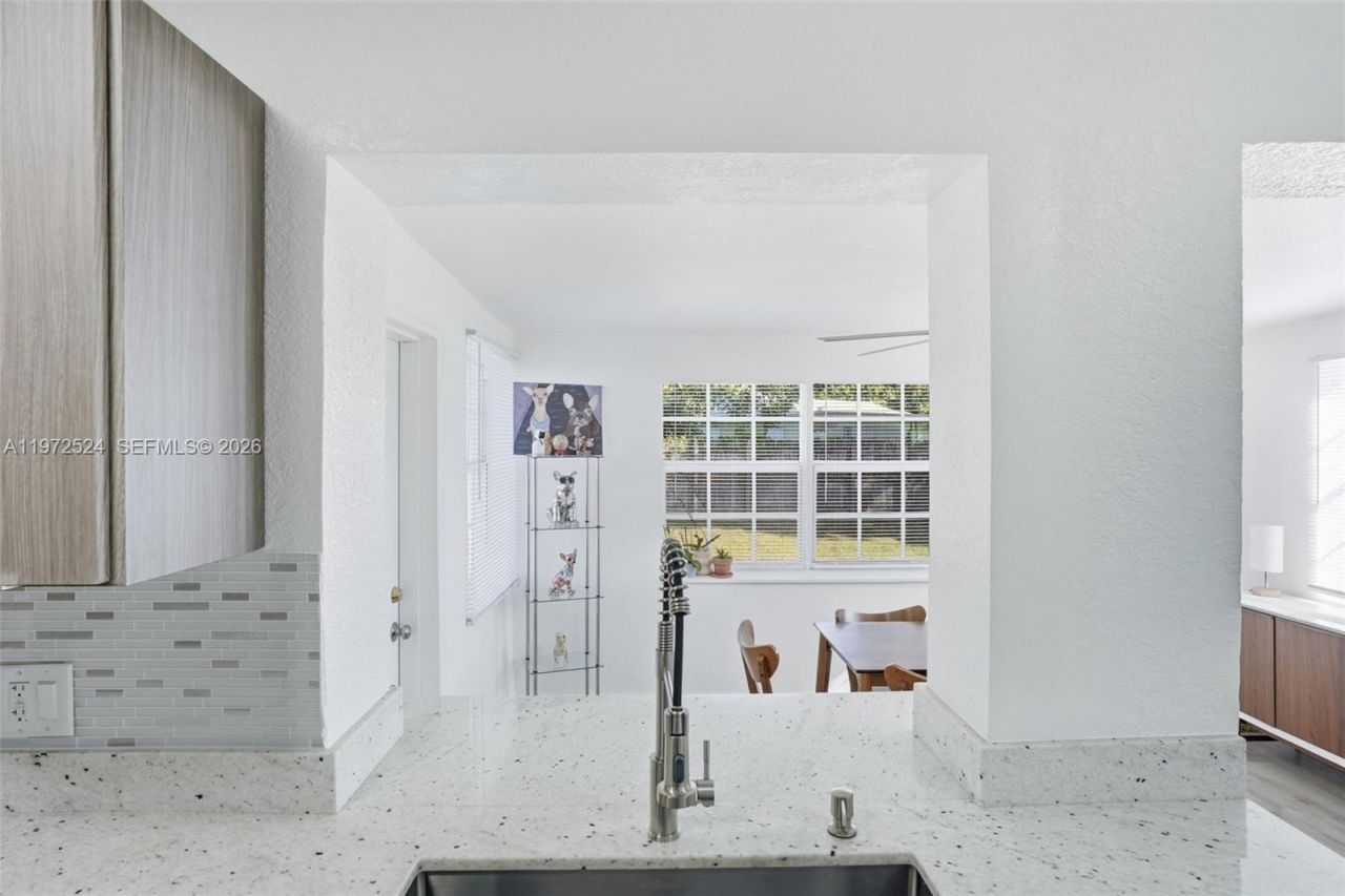 3221 NW 12th Pl, Lauderhill, FL 33311 Photo