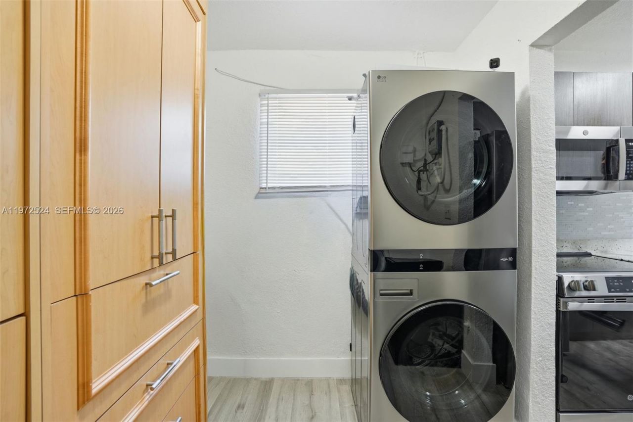 3221 NW 12th Pl , Lauderhill, FL 33311 Photo