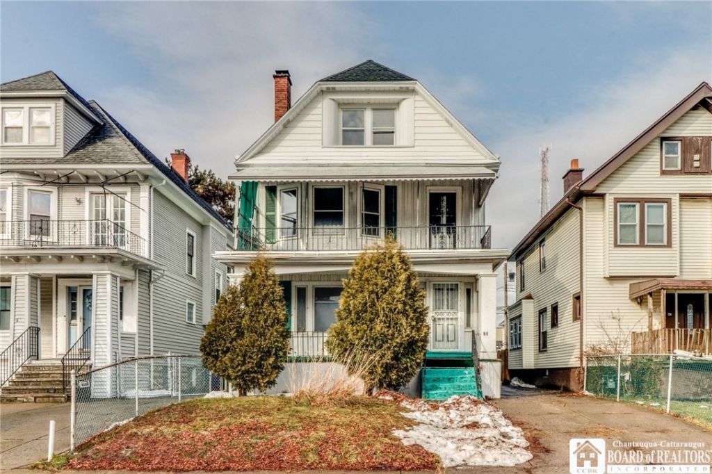 84 Monticello Place, Buffalo, NY 14214 Main Photo