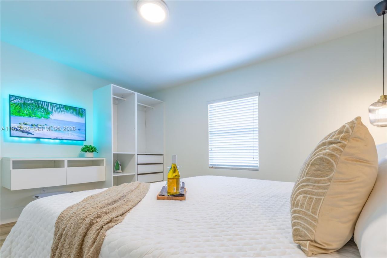 1762 NW 15th St , Miami, FL 33125 Photo