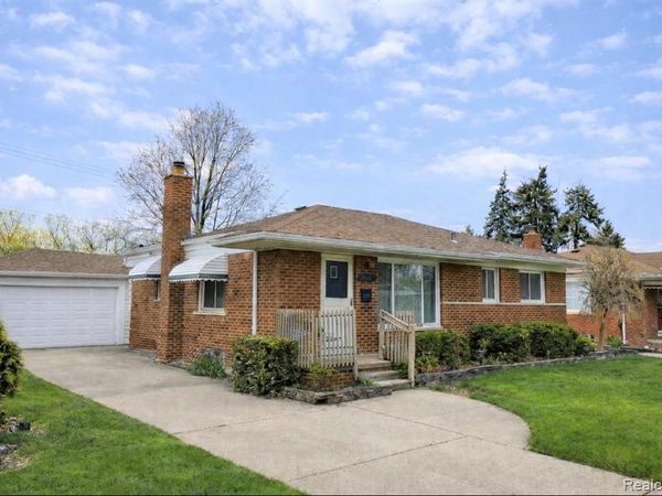 24245 Prairie Lane, Warren, MI 48089