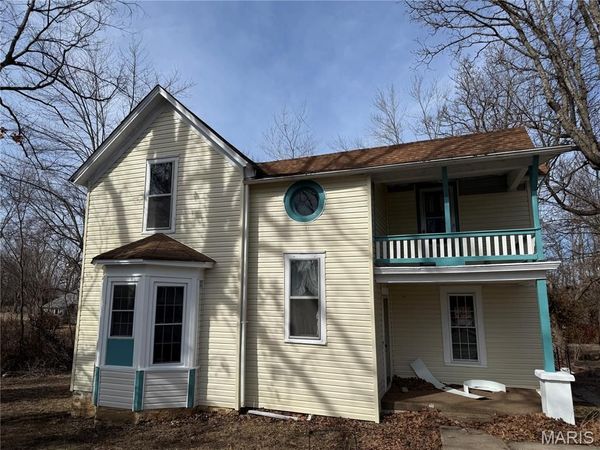 1112 Center Street, Bismarck, MO 63624