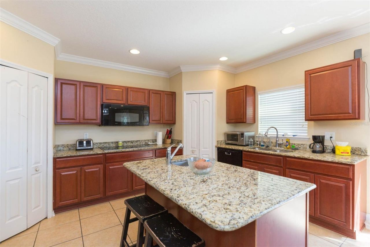 13330 Waterford Castle Drive, Dade City, FL 33525 Photo