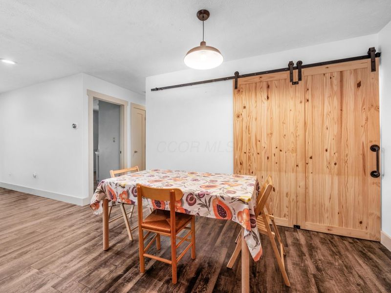 3996 Deer Lake Way, Columbus, OH 43204 Photo 11