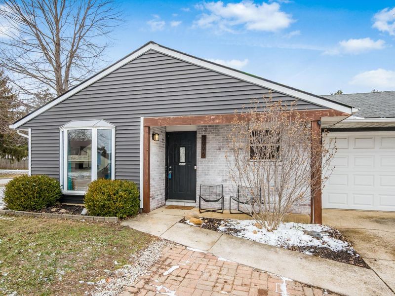 3996 Deer Lake Way, Columbus, OH 43204 Photo 2