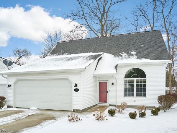 123 Woodbine Oval, Madison, OH 44057