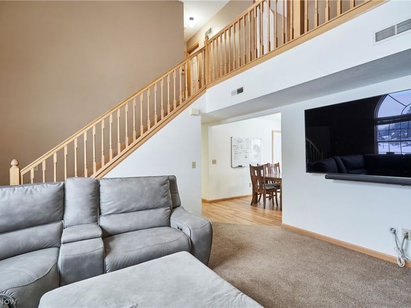 123 Woodbine Oval, Madison, OH 44057 Photo 4