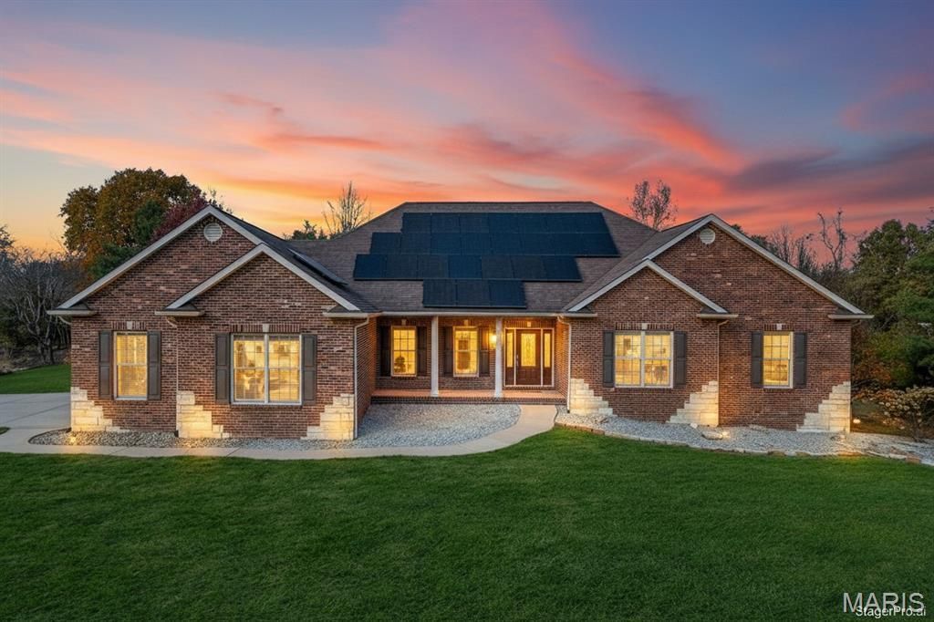 166 Berringer Drive, O Fallon, IL 62269 Main Photo