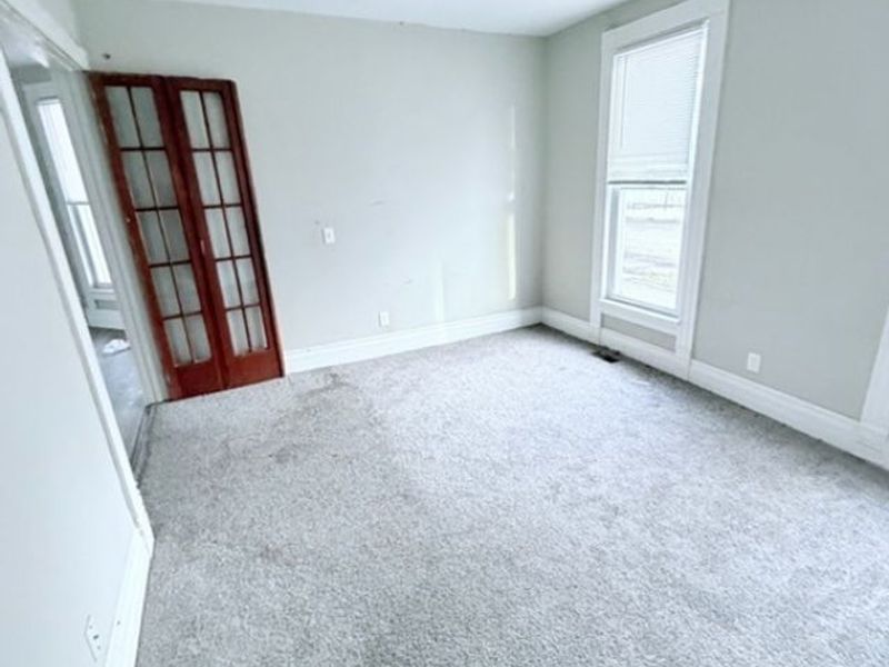 3216 Riverside Avenue, Cleveland, OH 44109 Photo 2