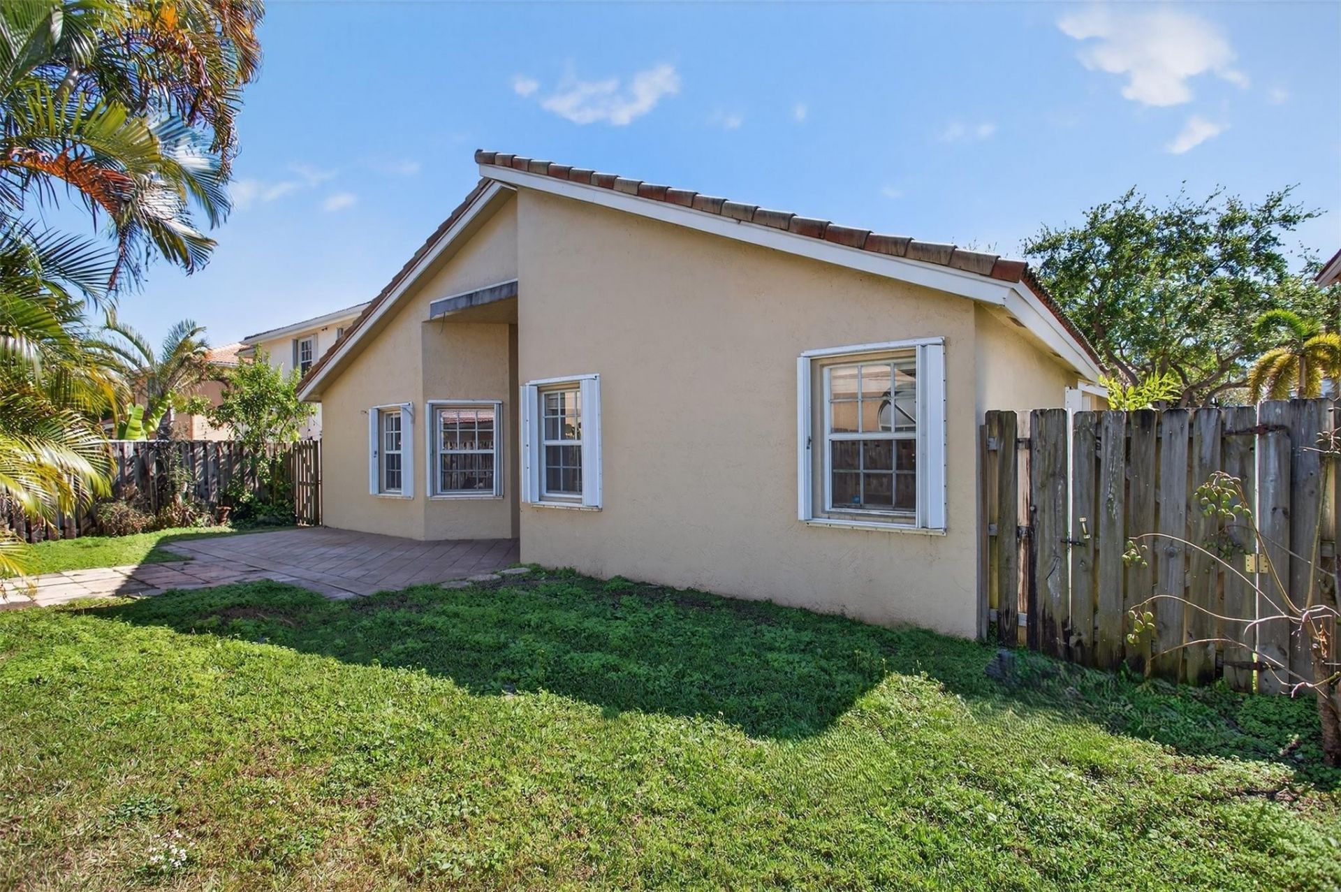 13829 NW 22nd Street, Sunrise, FL 33323 Photo