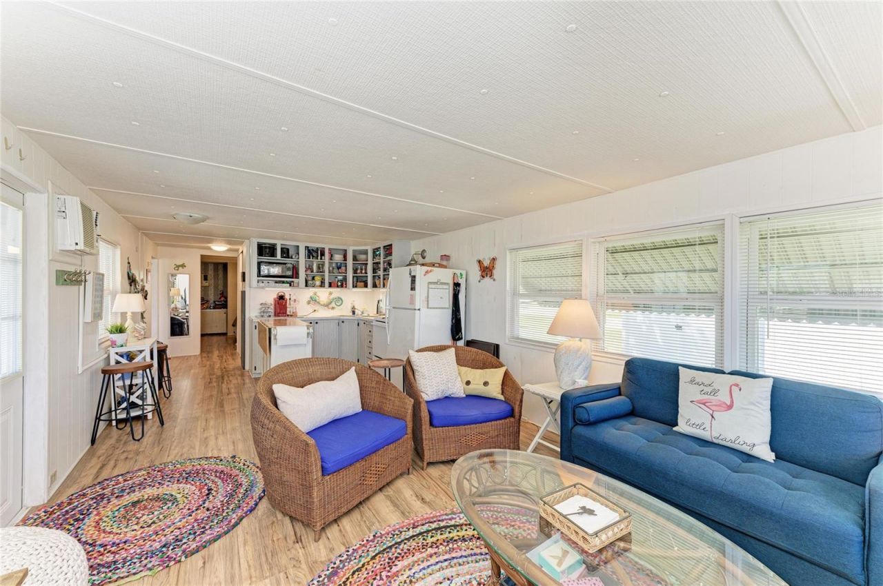 214 52nd Avenue Drive W, Bradenton, FL 34207 Photo