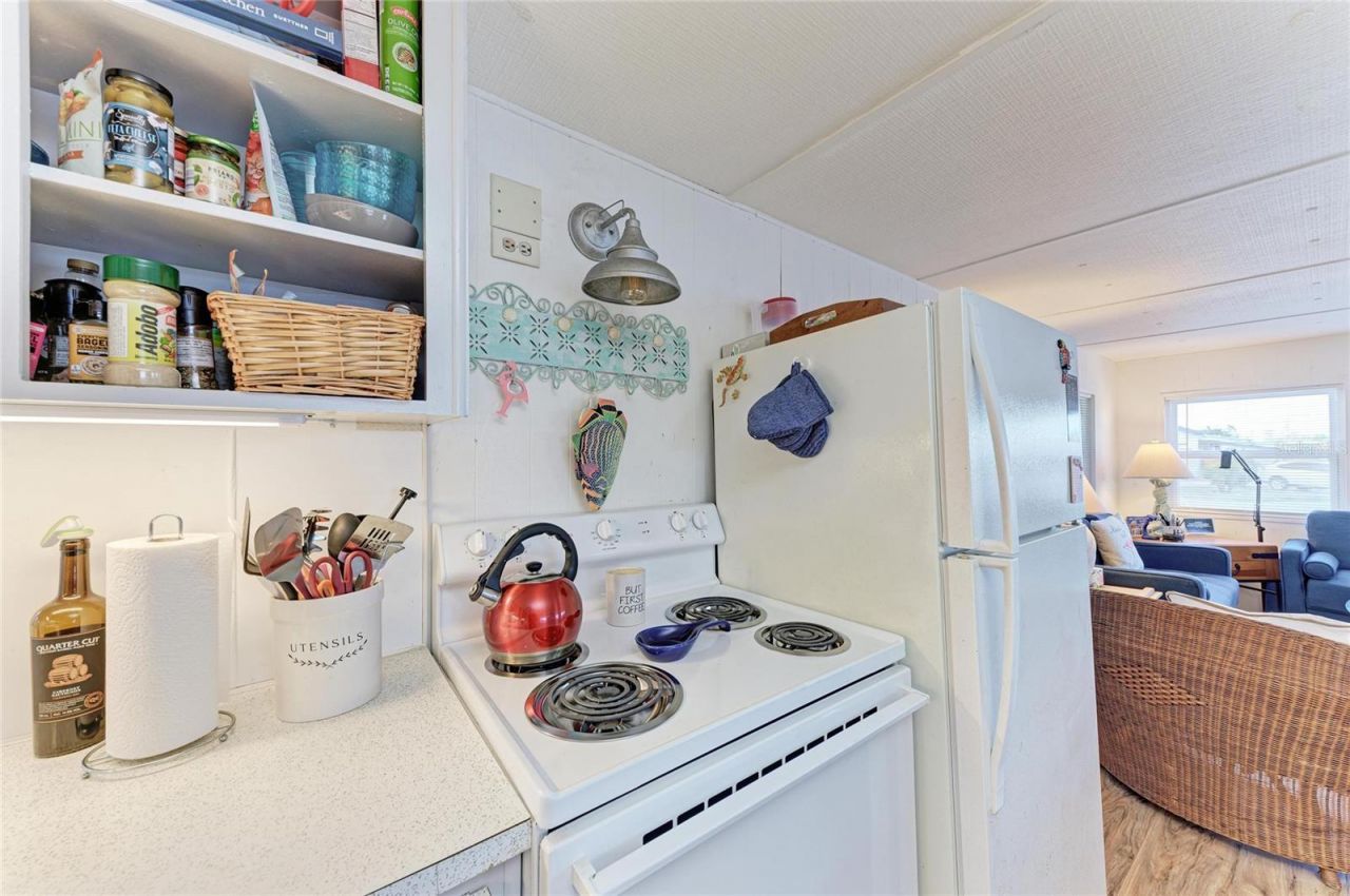 214 52nd Avenue Drive W, Bradenton, FL 34207 Photo