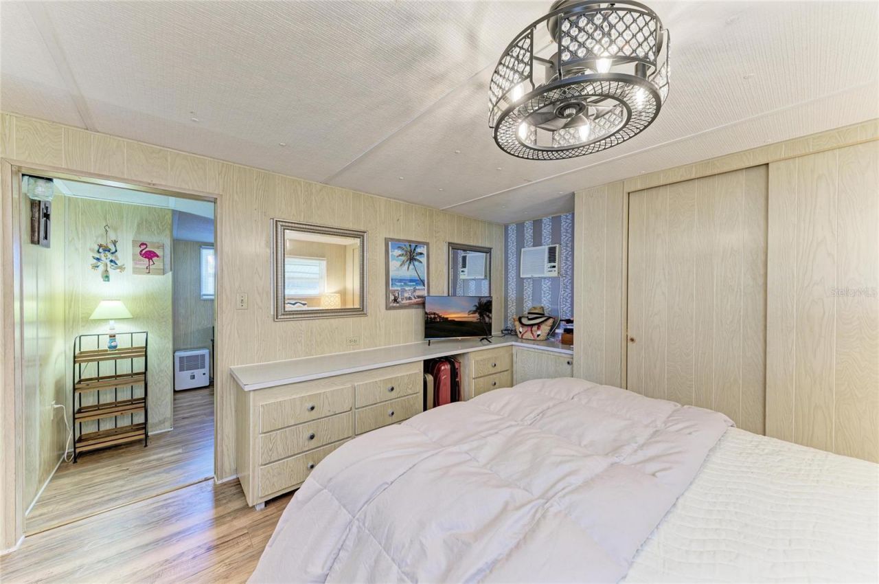 214 52nd Avenue Drive W, Bradenton, FL 34207 Photo