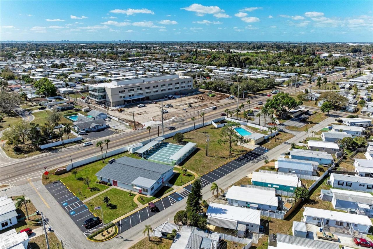 214 52nd Avenue Drive W, Bradenton, FL 34207 Photo