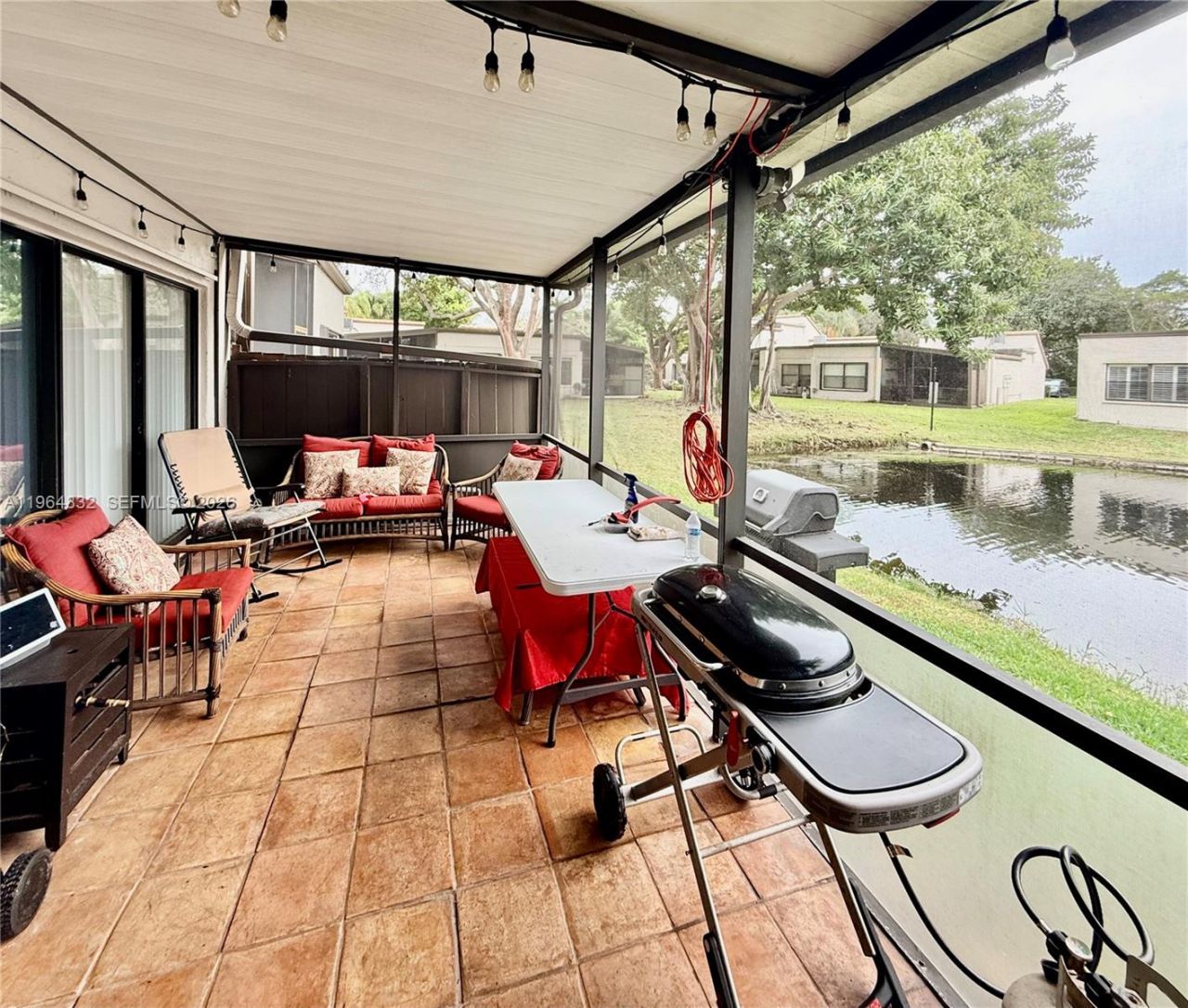 9717 N New River Canal Rd, Unit 406, Plantation, FL 33324 Photo