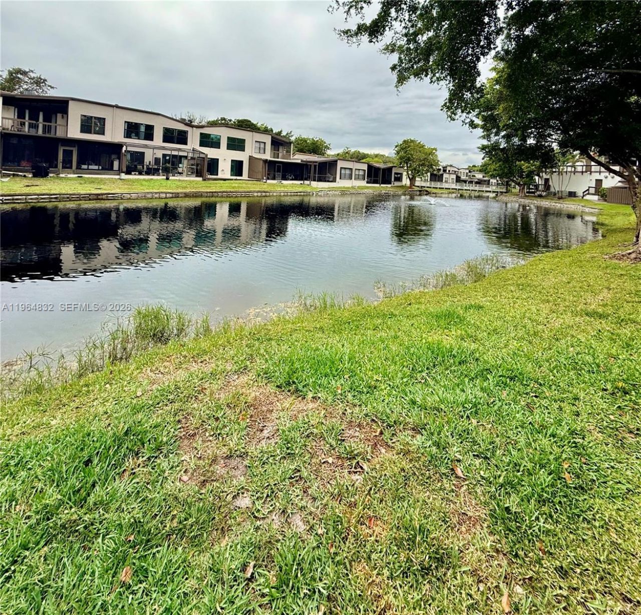 9717 N New River Canal Rd, Unit 406, Plantation, FL 33324 Photo