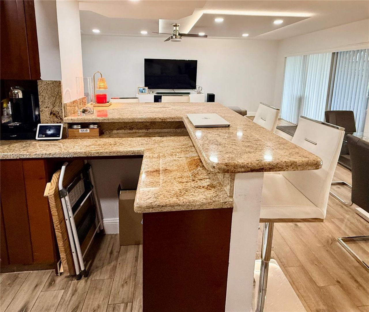 9717 N New River Canal Rd, Unit 406, Plantation, FL 33324 Photo