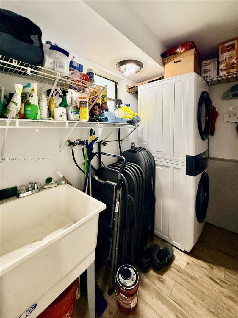 9717 N New River Canal Rd, Unit 406, Plantation, FL 33324 Photo