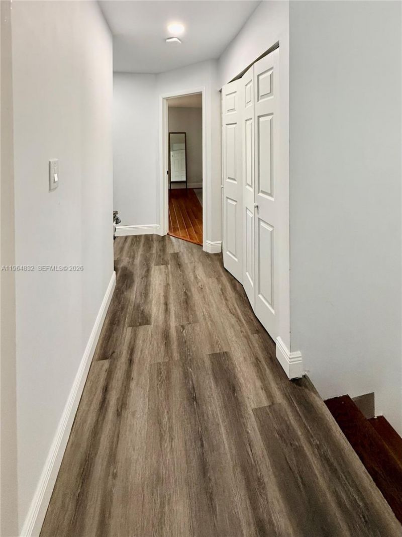 9717 N New River Canal Rd, Unit 406, Plantation, FL 33324 Photo