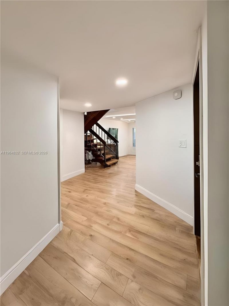 9717 N New River Canal Rd, Unit 406, Plantation, FL 33324 Photo