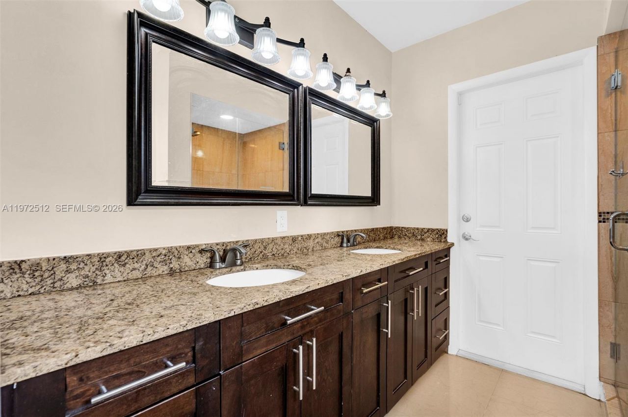 5113 Mckinley St , Hollywood, FL 33021 Photo