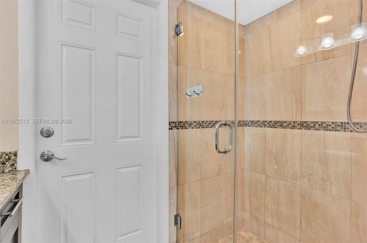 5113 Mckinley St , Hollywood, FL 33021 Photo