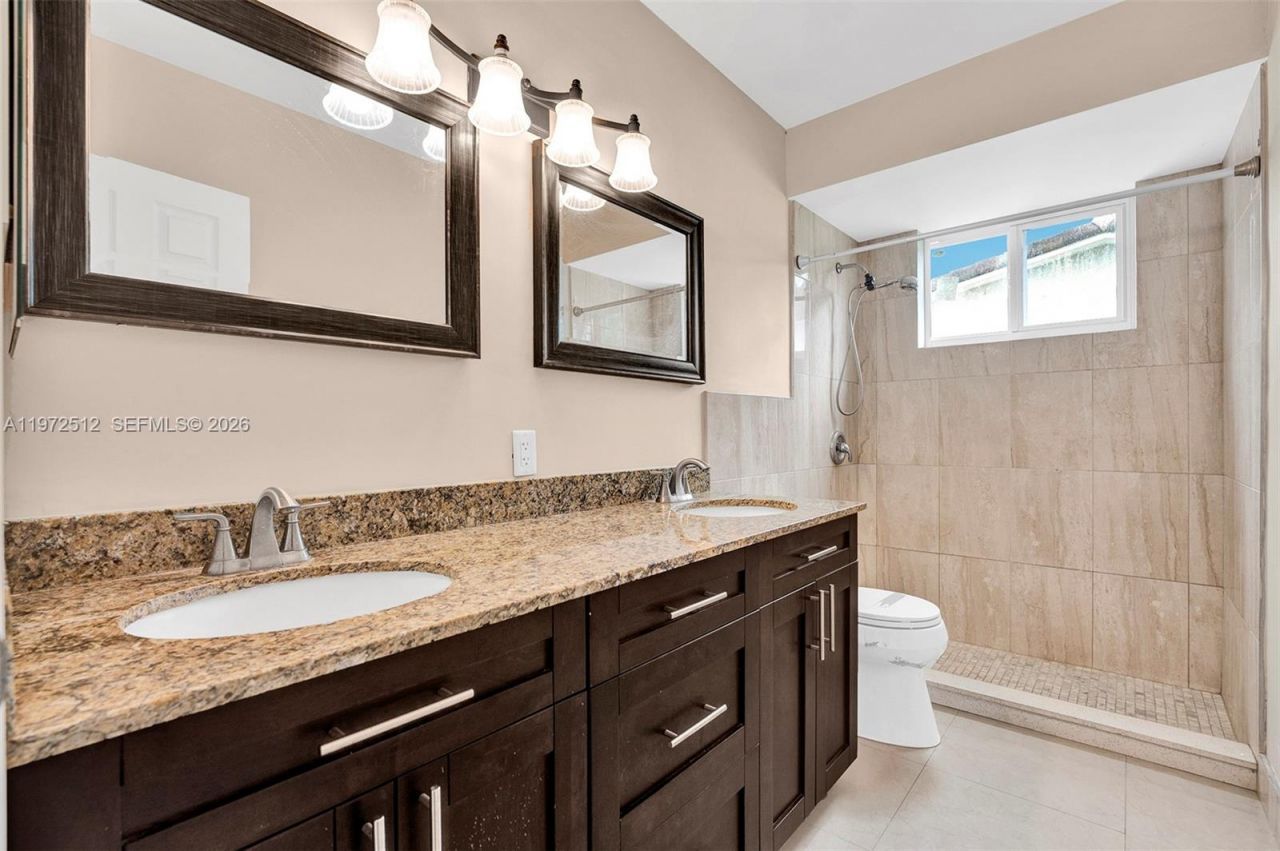 5113 Mckinley St , Hollywood, FL 33021 Photo