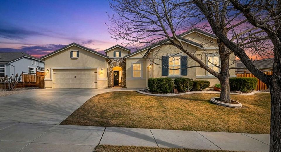 7354 Phoenix Drive, Sparks, NV 89436 Photo