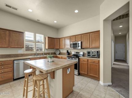 7354 Phoenix Drive, Sparks, NV 89436 Photo